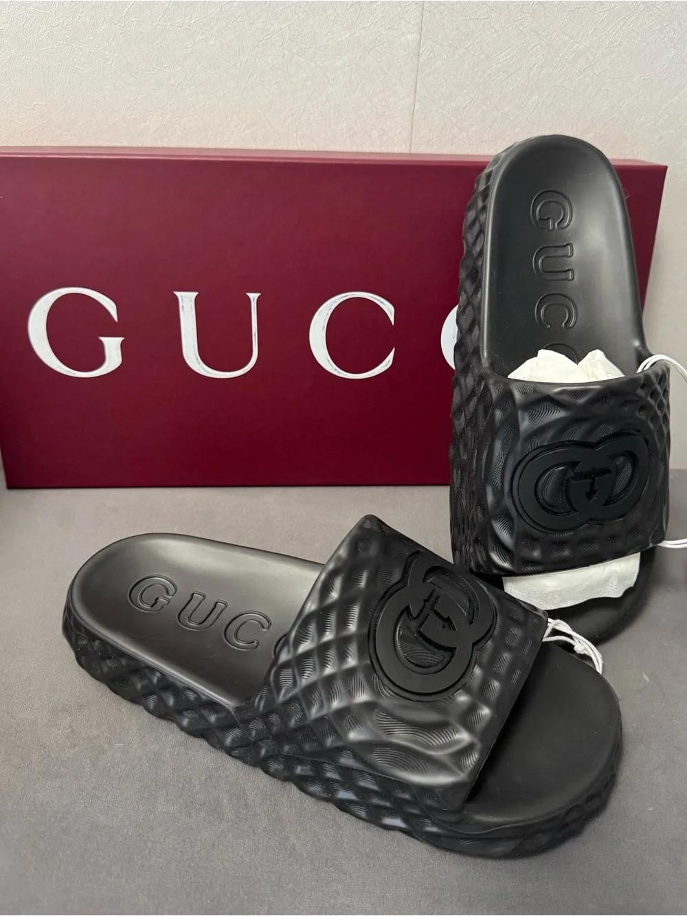 New Gucci  MENS BLACK RUBBER WATER RIPPLE SLIDE SANDAL w GG LOGO sz 7G /8 US